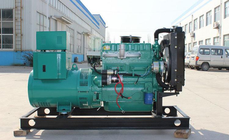 下陆弥补柴油发电机蓄电池电量的方法